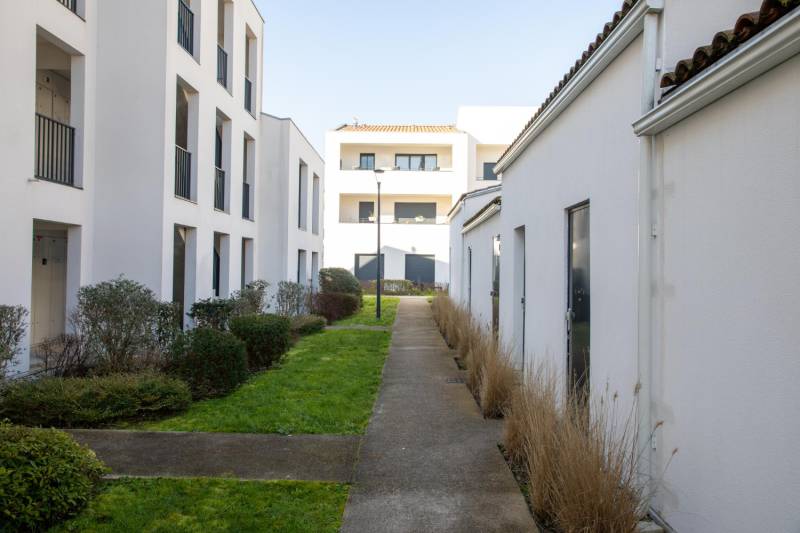 Travaux d'isolation extérieure (ITE) sur une maison mitoyenne à Montreuil (93)