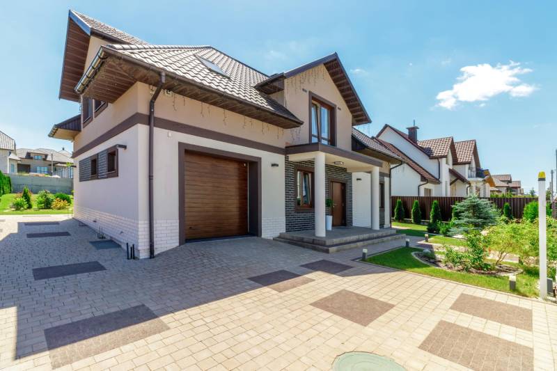 Pose d'ITE et ravalement de façade à Abbeville (80) pour valoriser une maison 